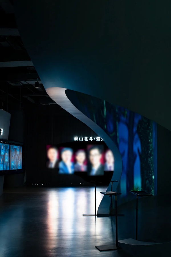 科技園區(qū)展廳設(shè)計(jì)